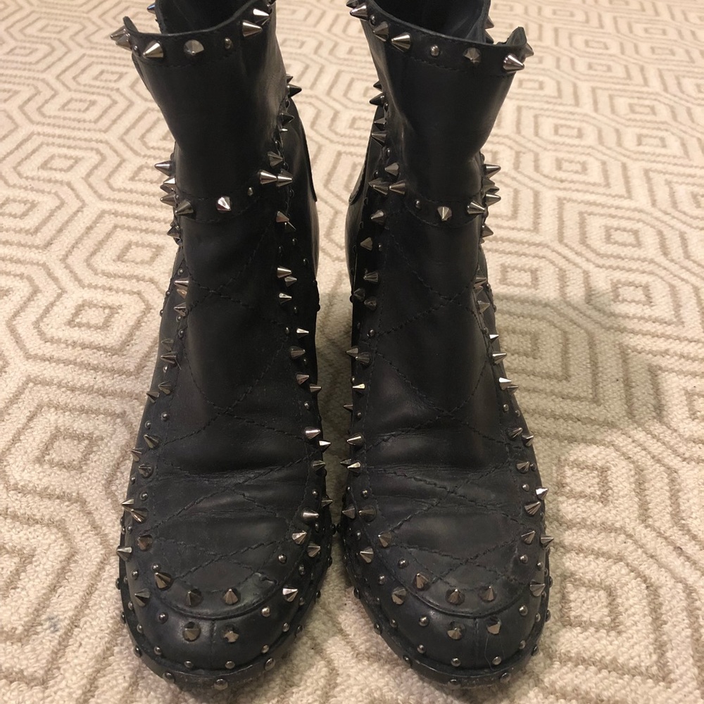 Laurence Decade Studded boots